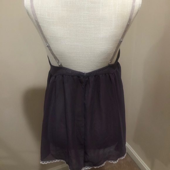 Deep purple lingerie set - Picture 2 of 8